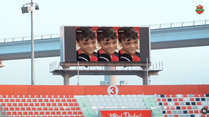قلب صغير.. وحب كبير لشباب الأهلي